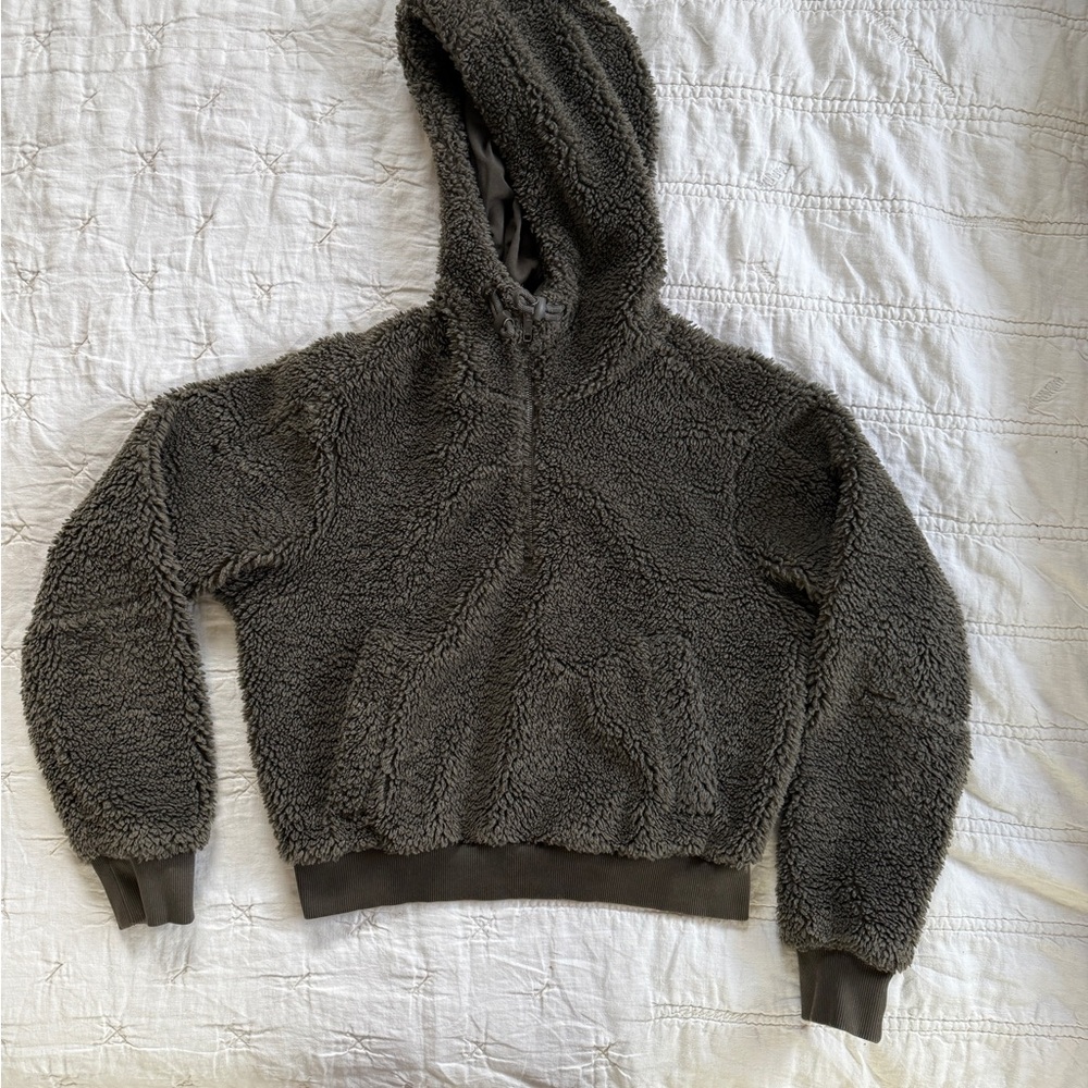 Cozy Lululemon Sherpa Hoodie dark green 6